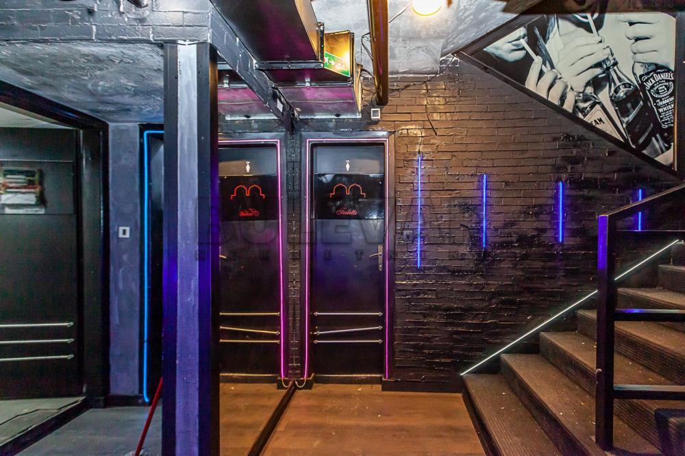 Slika 4 - Obrenovićeva,  Lokal na prodaju, 88m2, 220.000€