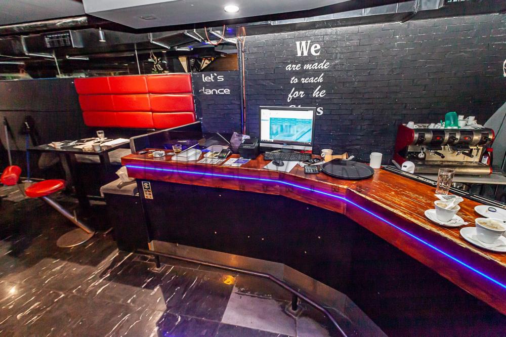 Slika 5 - Obrenovićeva,  Lokal na prodaju, 88m2, 220.000€