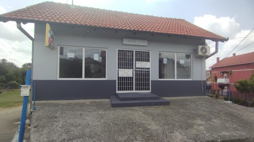 Slika 3 - 144 LOLE RIBARA,  Lokal za izdavanje, 50m2, 400€