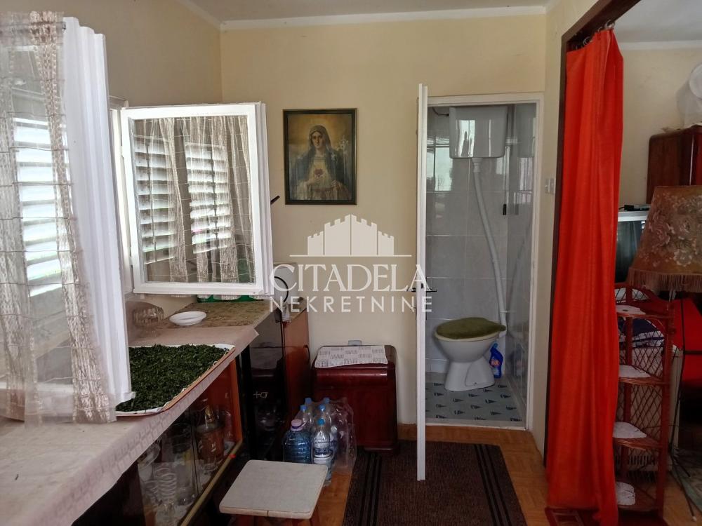 Slika 6 - Tihomira Čolića-Badže,  Kuća na prodaju, 52m2, 38.000€