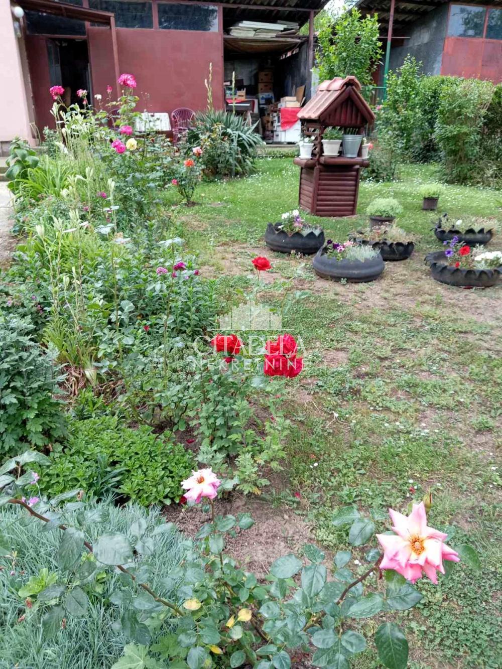 Slika 8 - Tihomira Čolića-Badže,  Kuća na prodaju, 52m2, 38.000€