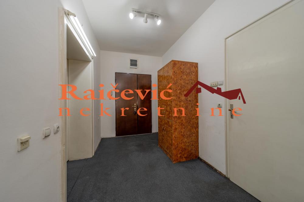 Slika 11 - Francuska,  Lokal za izdavanje, 40m2, 600€