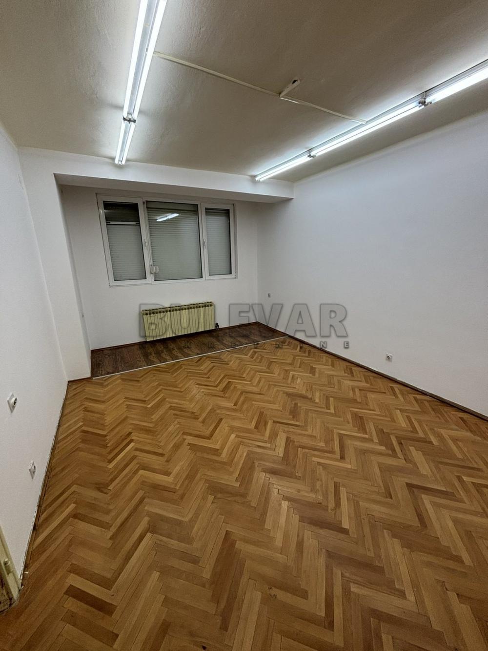 Glavna slika -Cara Dušana,  Lokal za izdavanje, 72m2, 700€