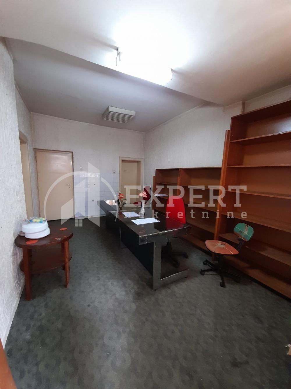 Slika 2 - 7. jula, Trosoban stan na prodaju, 77m2, 98.000€