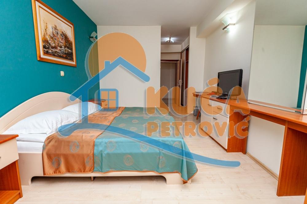 Slika 7 - Kej 29. decembra,  Lokal za izdavanje, 1045m2, 10.450€