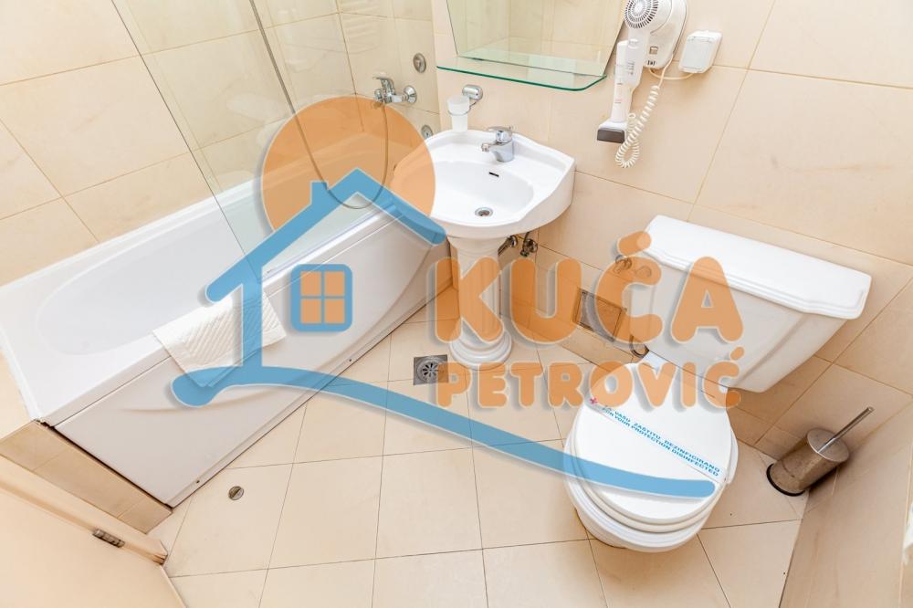 Slika 3 - Kej 29. decembra,  Lokal za izdavanje, 1045m2, 10.450€