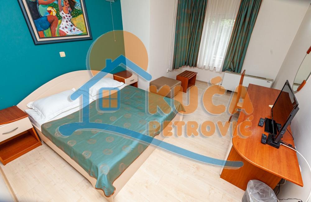 Slika 8 - Kej 29. decembra,  Lokal za izdavanje, 1045m2, 10.450€