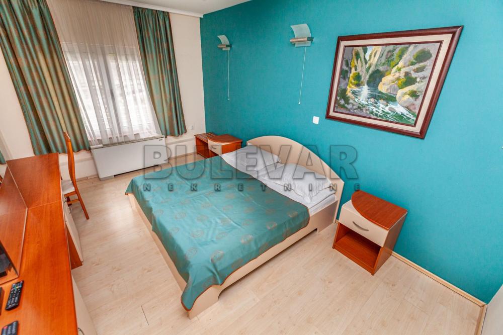 Slika 6 - Kej 29. decembra,  Lokal za izdavanje, 1045m2, 10.450€