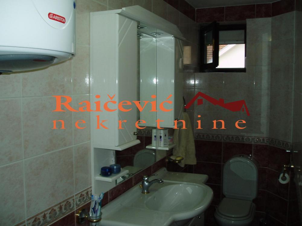 Slika 5 - Nikole Besevica,  Kuća na prodaju, 140m2, 270.000€