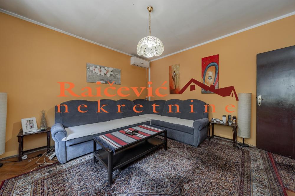 Slika 1 - Pljevaljska,  Kuća na prodaju, 144m2, 300.000€