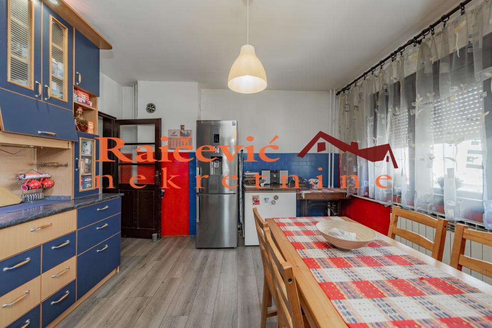 Slika 7 - Pljevaljska,  Kuća na prodaju, 144m2, 300.000€