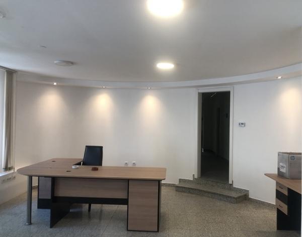 Glavna slika -Andre Nikolica,  Lokal za izdavanje, 195m2, 3.000€