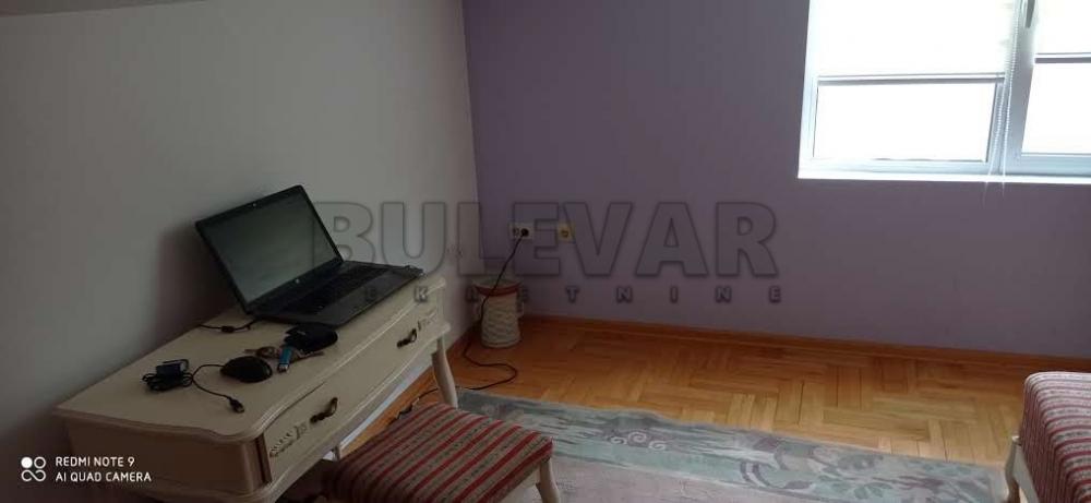 Slika 5 - Generala Milojka Lešjanina, Trosoban stan za izdavanje, 90m2, 400€