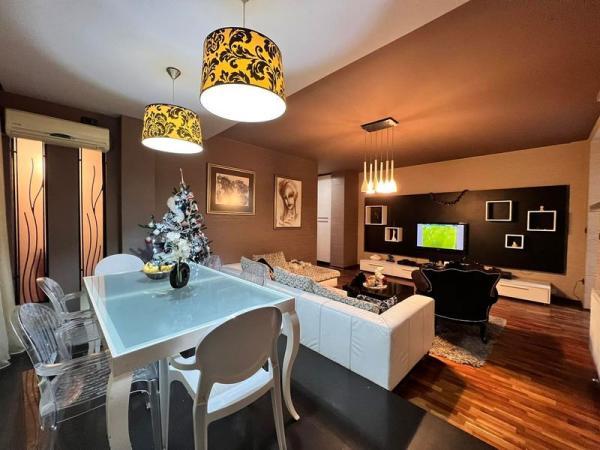 Glavna slika -Četvorosoban stan na prodaju, 140m2, 205.000€