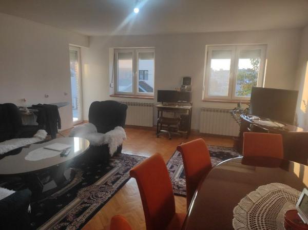 Glavna slika -Četvorosoban stan na prodaju, 160m2, 222.820€