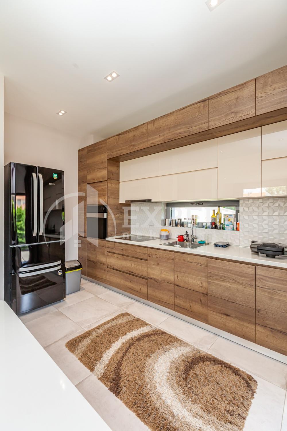 Slika 7 - Studenička,  Kuća na prodaju, 175m2, 450.000€