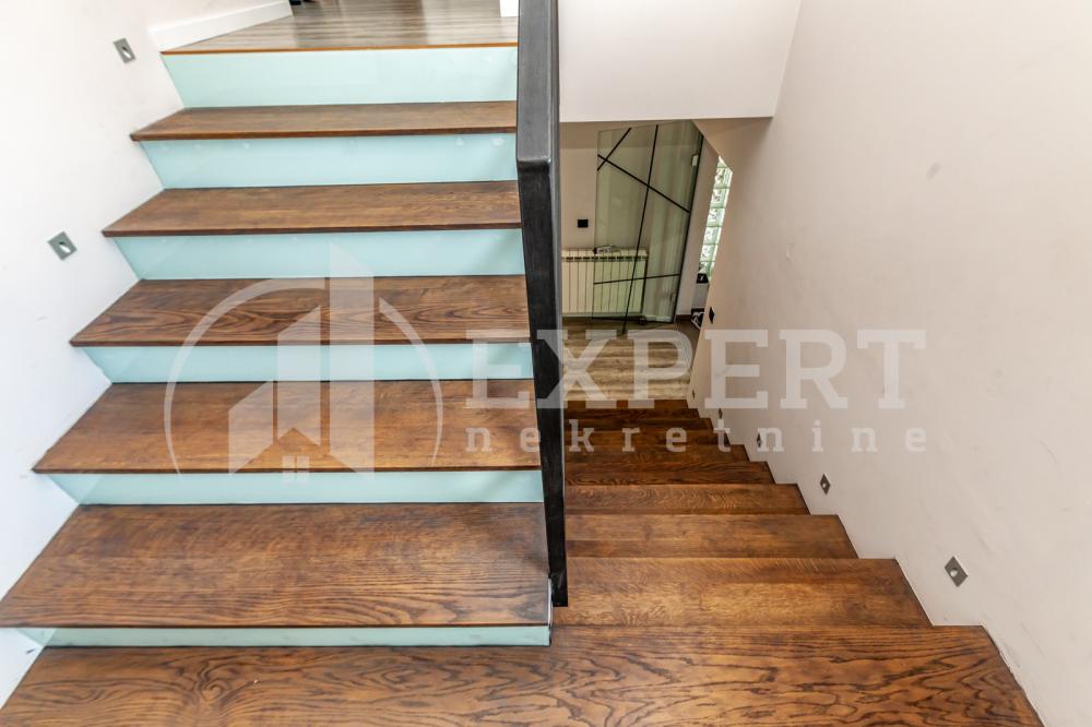 Slika 8 - Studenička,  Kuća na prodaju, 175m2, 450.000€