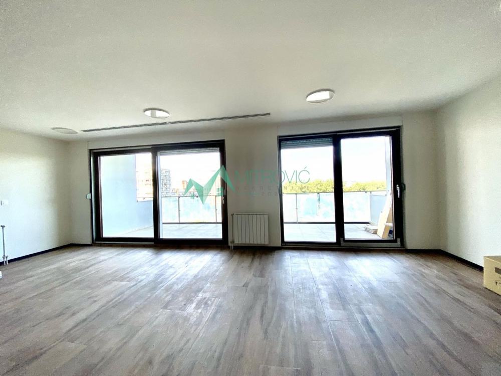 Slika 4 -  Lokal za izdavanje, 394m2, 4.728€