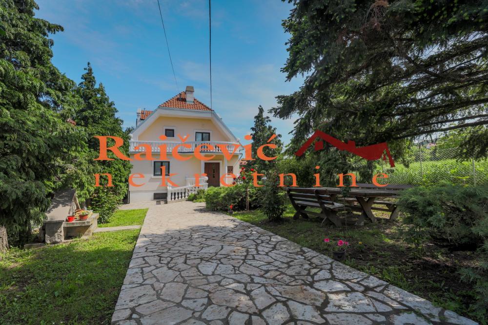 Glavna slika -Pilota Rajka Cvetica,  Kuća na prodaju, 370m2, 400.000€