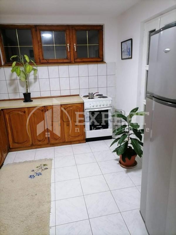 Slika 2 - Kalač brdo, Četvorosoban stan za izdavanje, 140m2, 350€