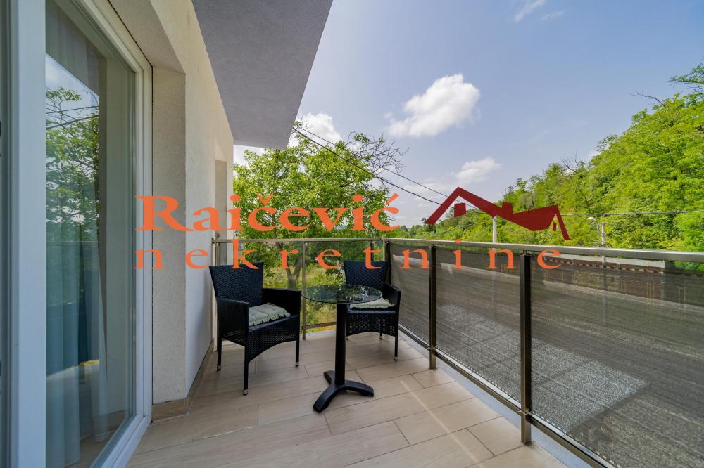 Slika 9 - Velisava Vulovica, Četvorosoban stan na prodaju, 145m2, 650.000€