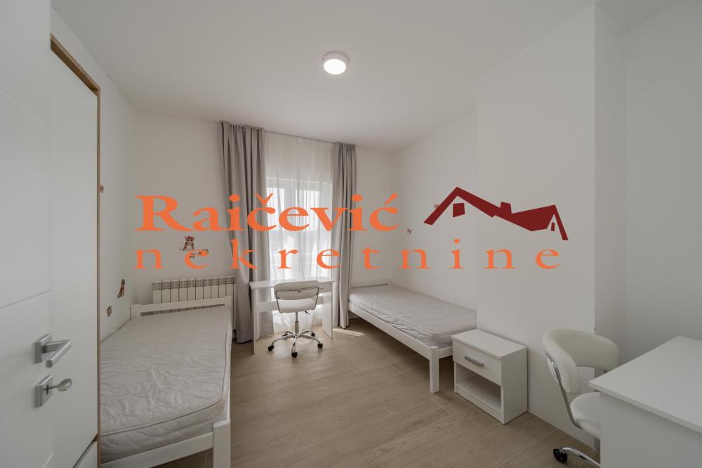 Slika 11 - Velisava Vulovica, Četvorosoban stan na prodaju, 145m2, 650.000€