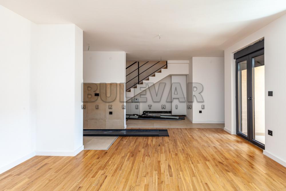 Slika 2 - Katićeva, Četvorosoban stan na prodaju, 94m2, 183.400€