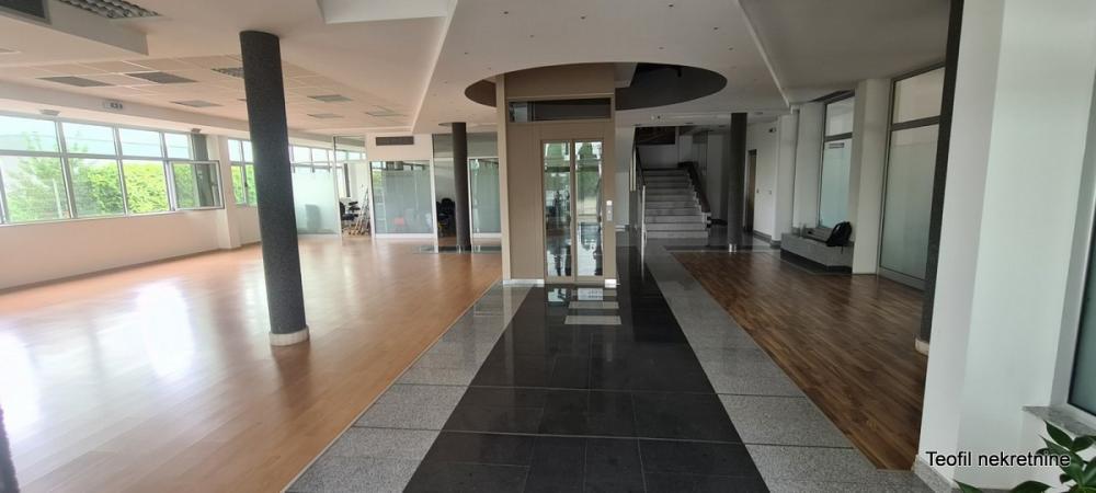 Glavna slika -Vojački put,  Lokal za izdavanje, 1700m2, 15.000€