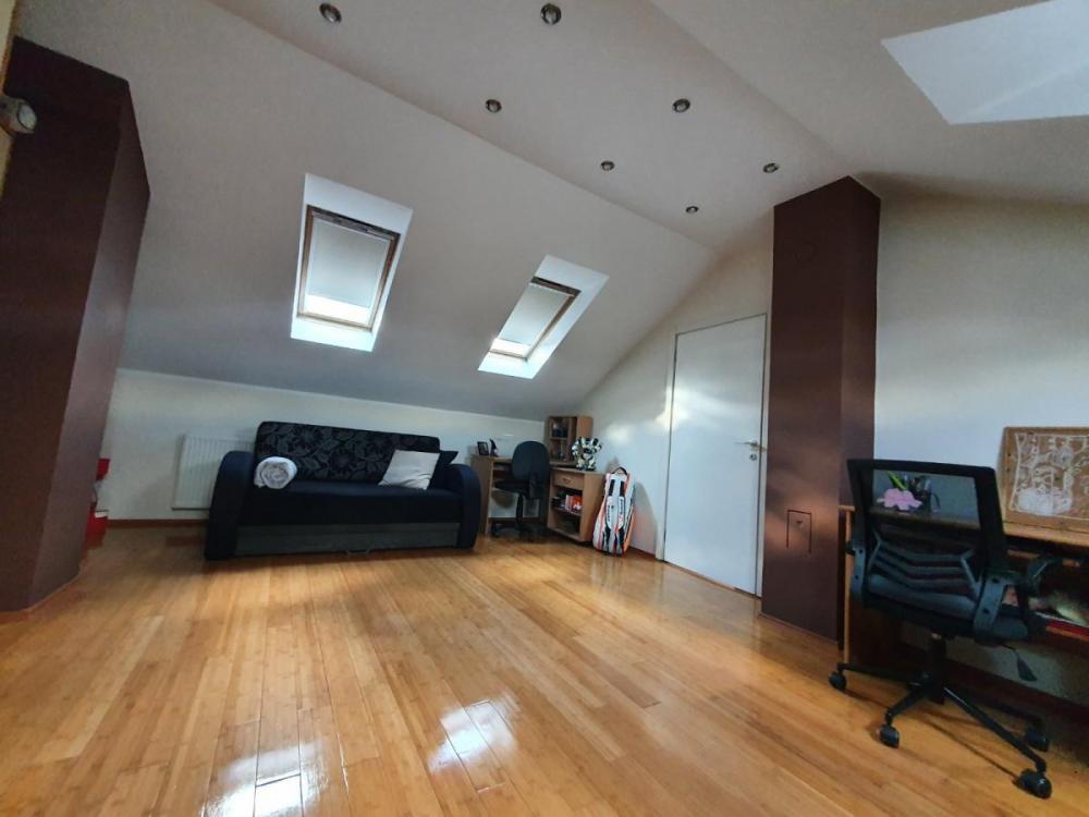 Slika 10 - Trosoban stan na prodaju, 124m2, 235.000€