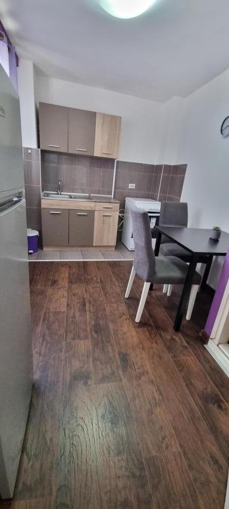 Glavna slika -Generala Milojka Lešjanina 1, Dvosoban stan za izdavanje, 54m2, 400€