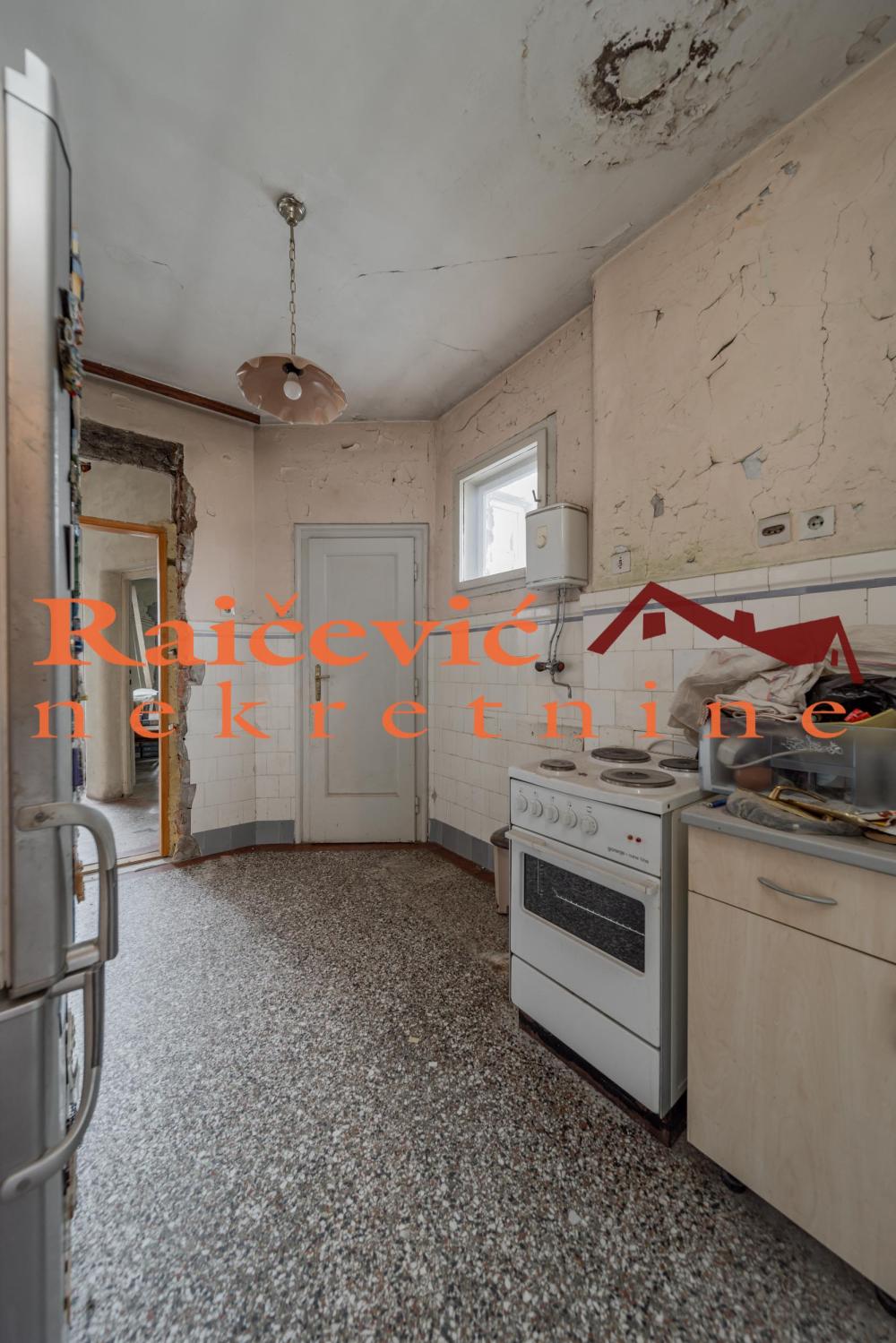 Slika 9 - Simina, Trosoban stan na prodaju, 77m2, 385.000€