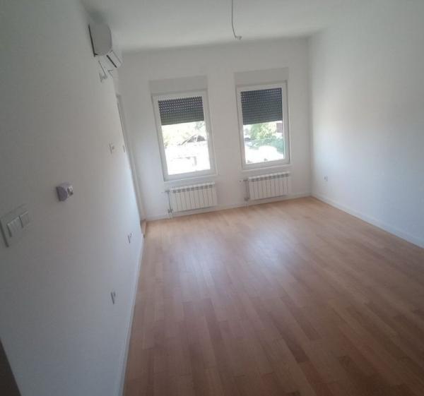 Slika 0 - Jednoiposoban stan na prodaju, 42m2, 108.150€