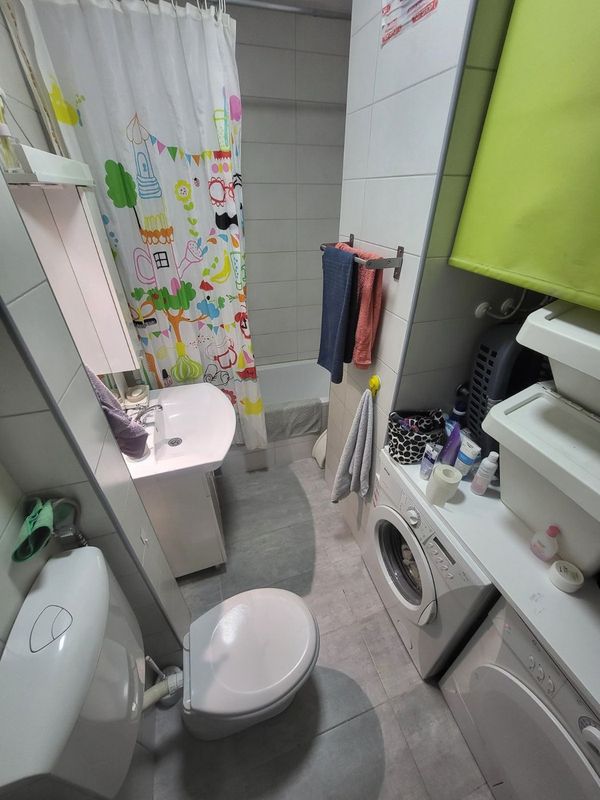 Slika 1 - Dvoiposoban stan na prodaju, 68m2, 154.100€