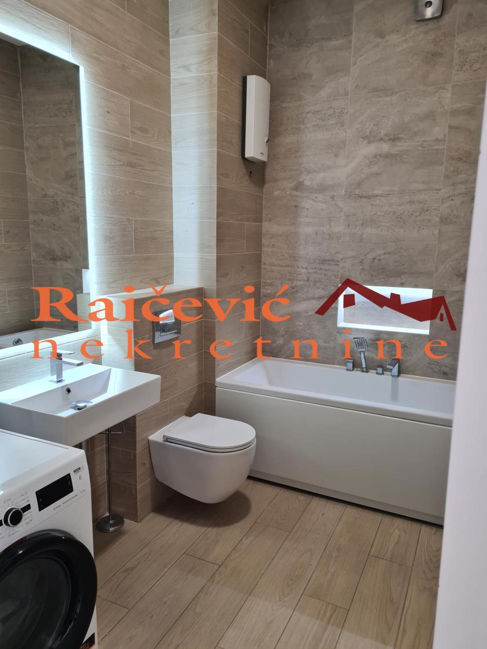 Slika 5 - Velisava Vulovica, Četvorosoban stan na prodaju, 180m2, 900.000€