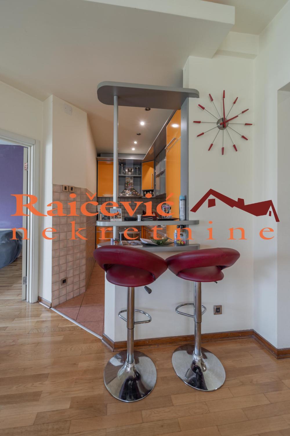 Slika 4 - Aleksandra Tirnanica Tirketa, Četvorosoban stan na prodaju, 142m2, 380.000€