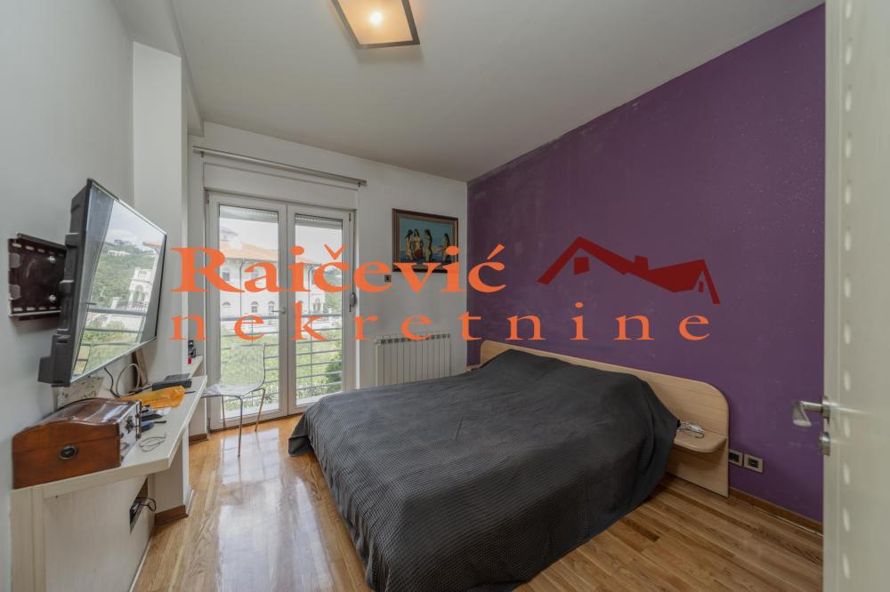 Slika 9 - Aleksandra Tirnanica Tirketa, Četvorosoban stan na prodaju, 142m2, 380.000€