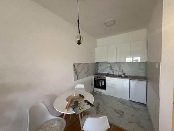 Slika 4 - Dvosoban stan na prodaju, 44m2, 120.000€