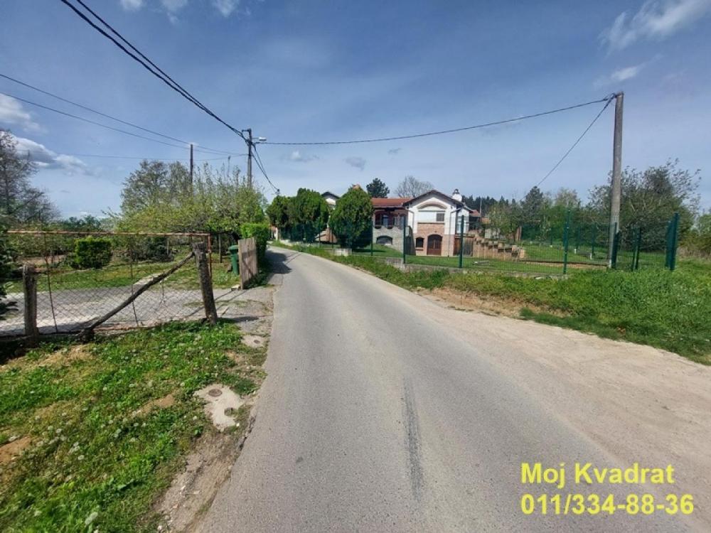 Slika 2 -  Plac na prodaju, Voždovac, Ripanj, 80.000€