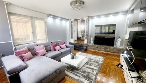 Slika 0 - Trosoban stan na prodaju, 89m2, 309.000€