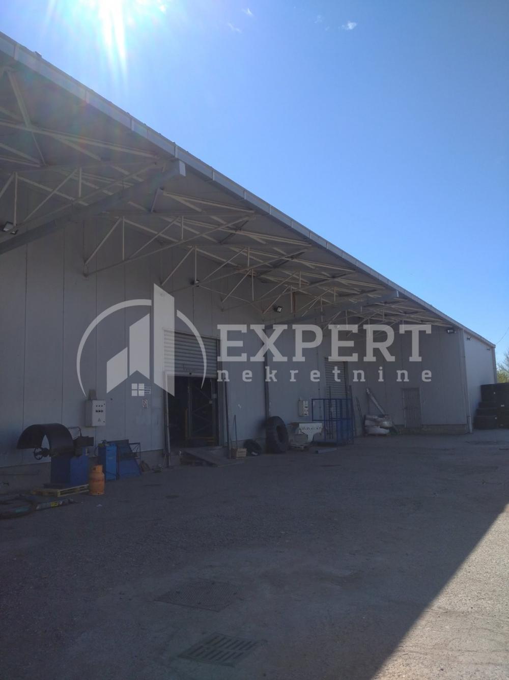 Slika 3 - Bulevar 12. februar,  Lokal za izdavanje, 2883m2, 10.900€