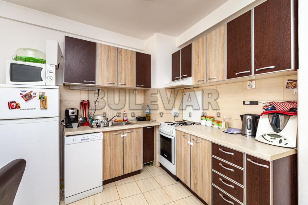 Slika 3 - Cara Dušana, Dvoiposoban stan za izdavanje, 81m2, 600€