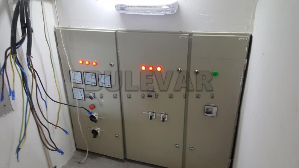 Slika 7 - Kralja Stefana Prvovenčanog,  Lokal za izdavanje, 150m2, 1.800€