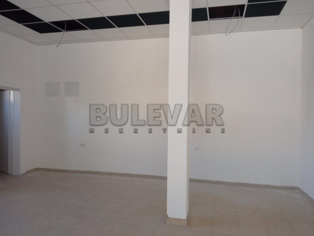 Slika 1 - Igmanska,  Lokal za izdavanje, 52m2, 400€