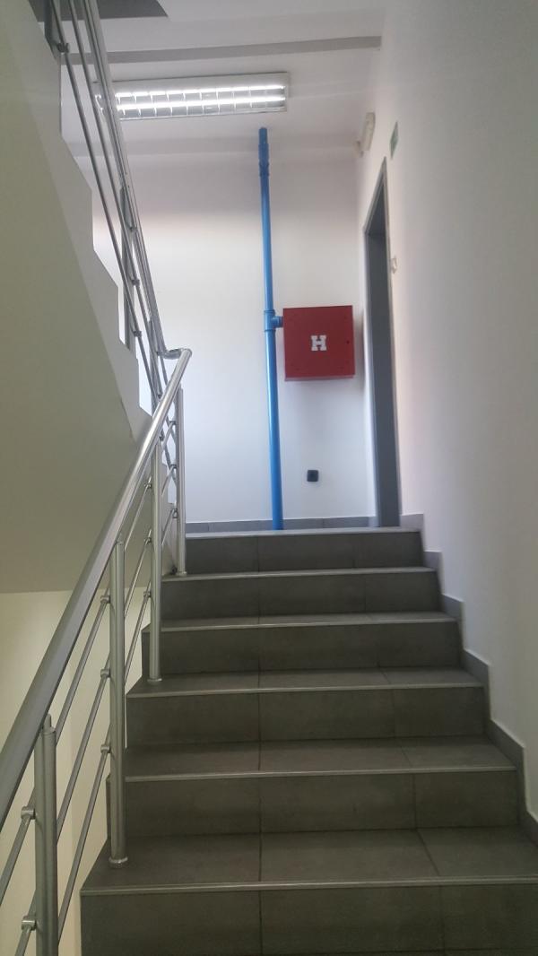 Slika 3 - Kralja Stefana Prvovenčanog broj 8,  Lokal za izdavanje, 180m2, 1.100€