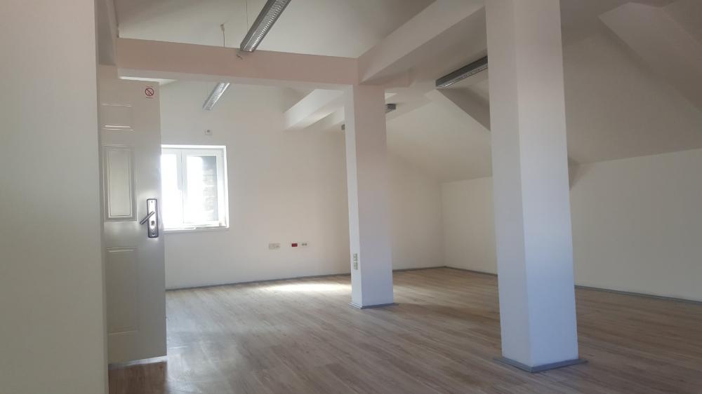 Slika 1 - Kralja Stefana Prvovenčanog broj 8,  Lokal za izdavanje, 180m2, 1.100€