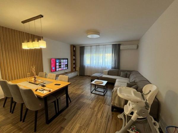 Glavna slika -Četvorosoban stan na prodaju, 79m2, 226.600€
