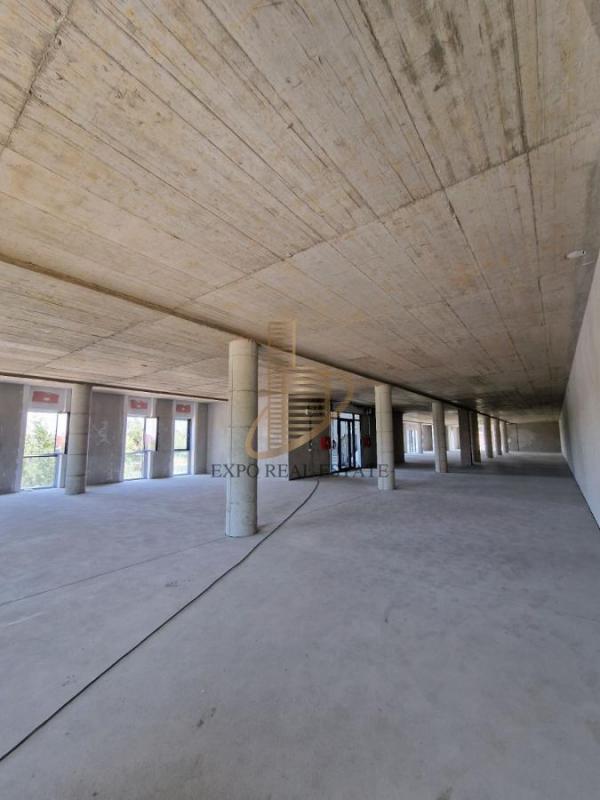 Slika 6 -  Lokal za izdavanje, 700m2, 12€