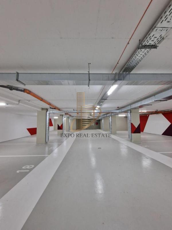 Slika 9 -  Lokal za izdavanje, 700m2, 12€