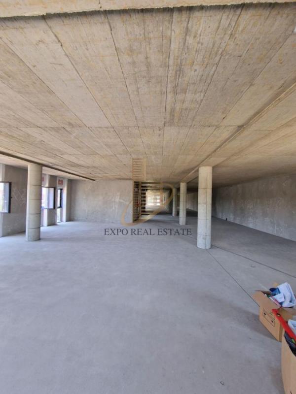 Slika 5 -  Lokal za izdavanje, 700m2, 12€