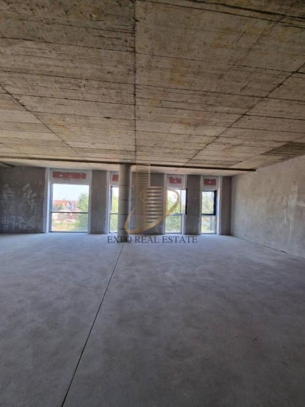 Slika 5 -  Lokal za izdavanje, 1400m2, 12€